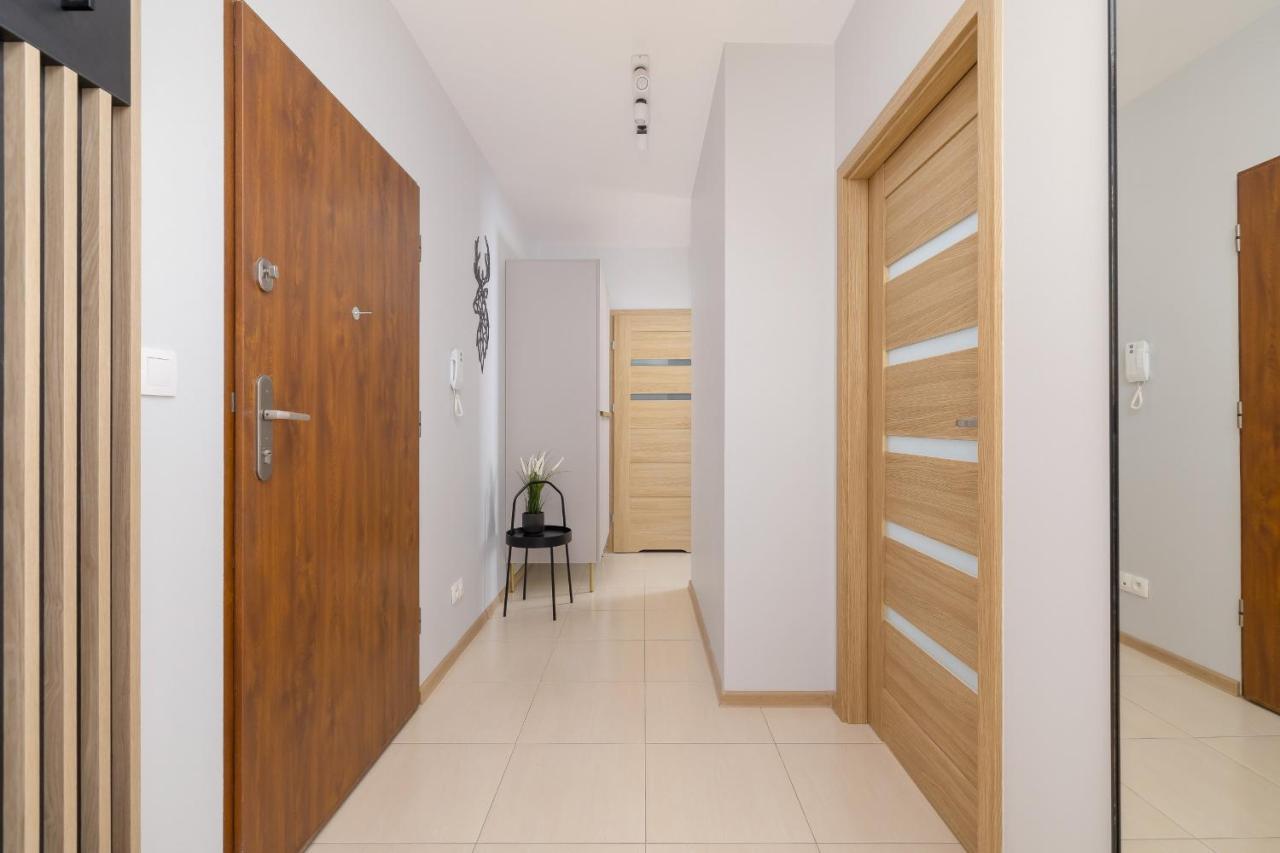 Osiedle Avia Harmonious Apartment With Balcony & Parking Cracow By Renters Prestige Krakow Exterior photo